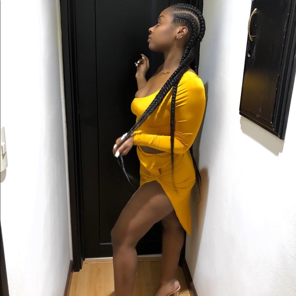 Two piece - Picture 3 of 4